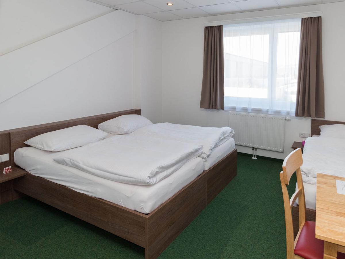 Winbudget "Bed&Breakfast" Vídeňské Nové Město Exteriér fotografie
